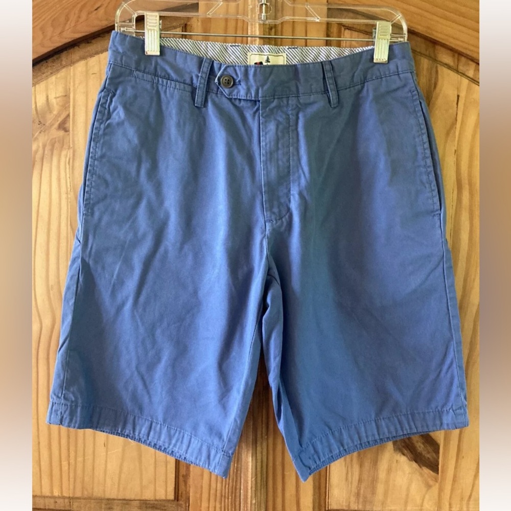 Men’s Southern Pines blue flat front chino Bermuda shorts size 30